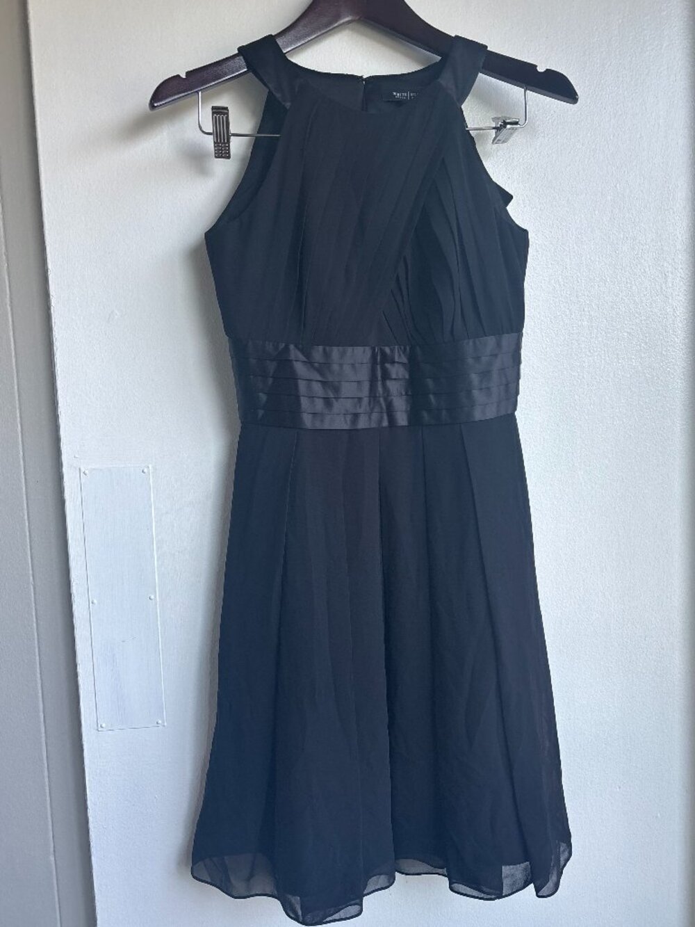 NWT White House Black Market Black Pleated Chiffon Dress Size 0